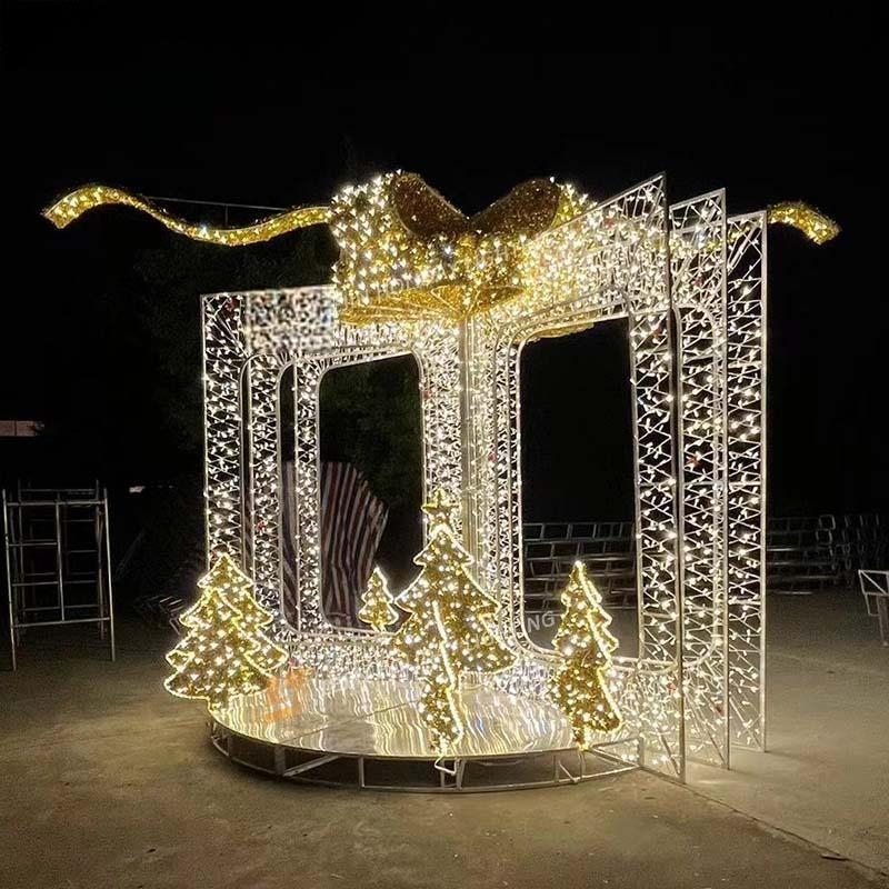 2024 LED 2D Christmas tree motif light manufacturer